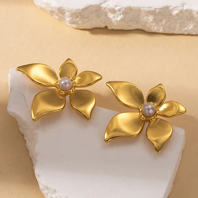 FleurGlow Pearl Bloom™
