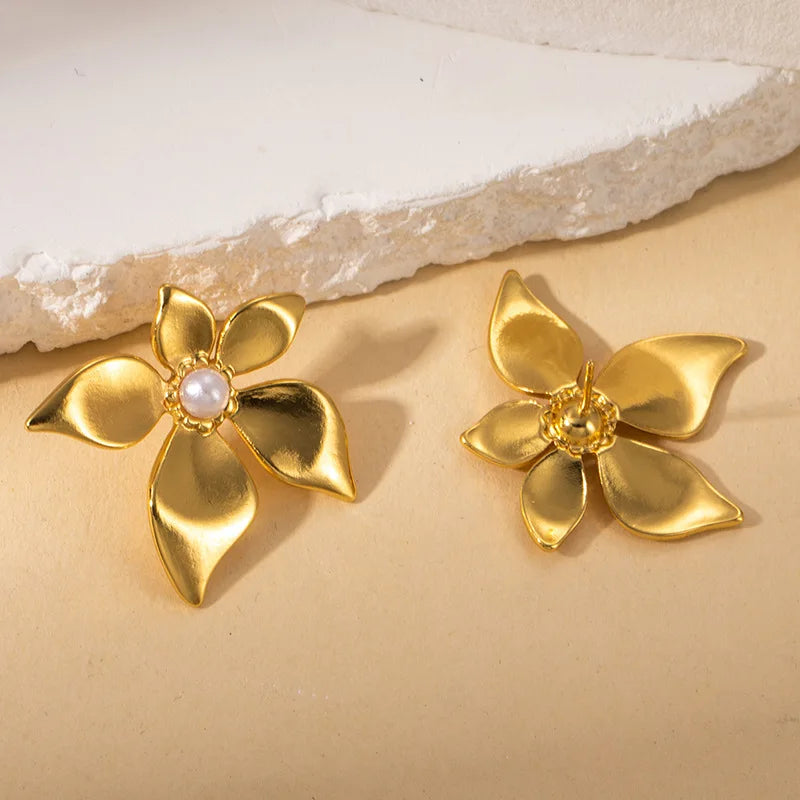 FleurGlow Pearl Bloom™