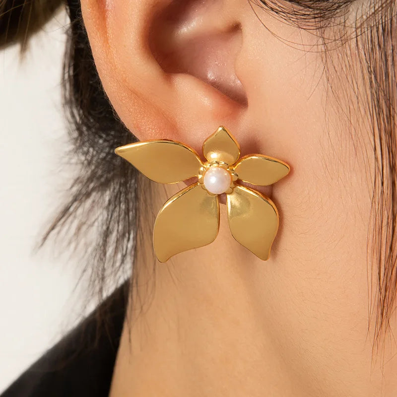 FleurGlow Pearl Bloom™